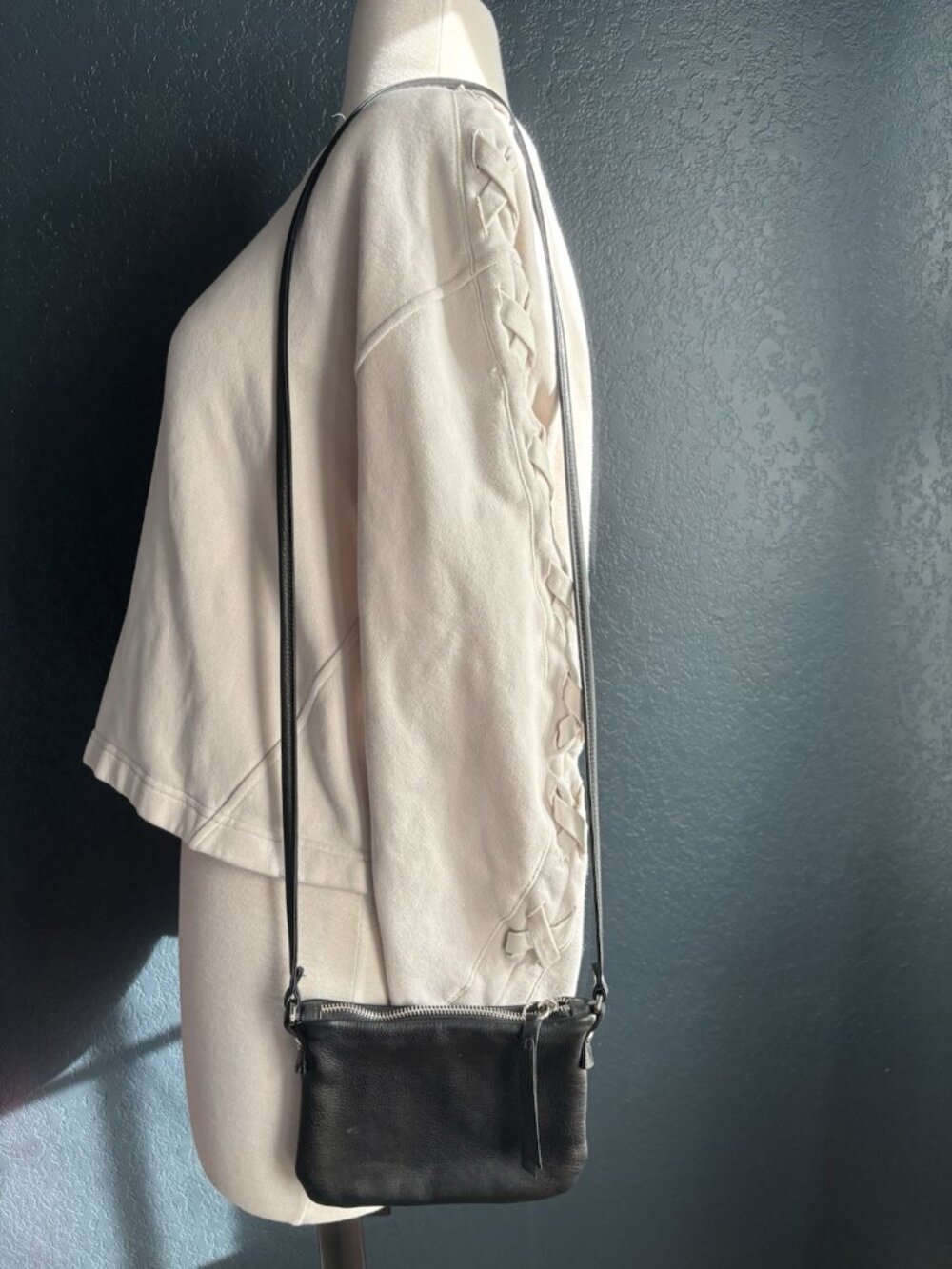 Rough And Tumble Small Black Crossbody Purse Leather Bag - Picture 8 of 11